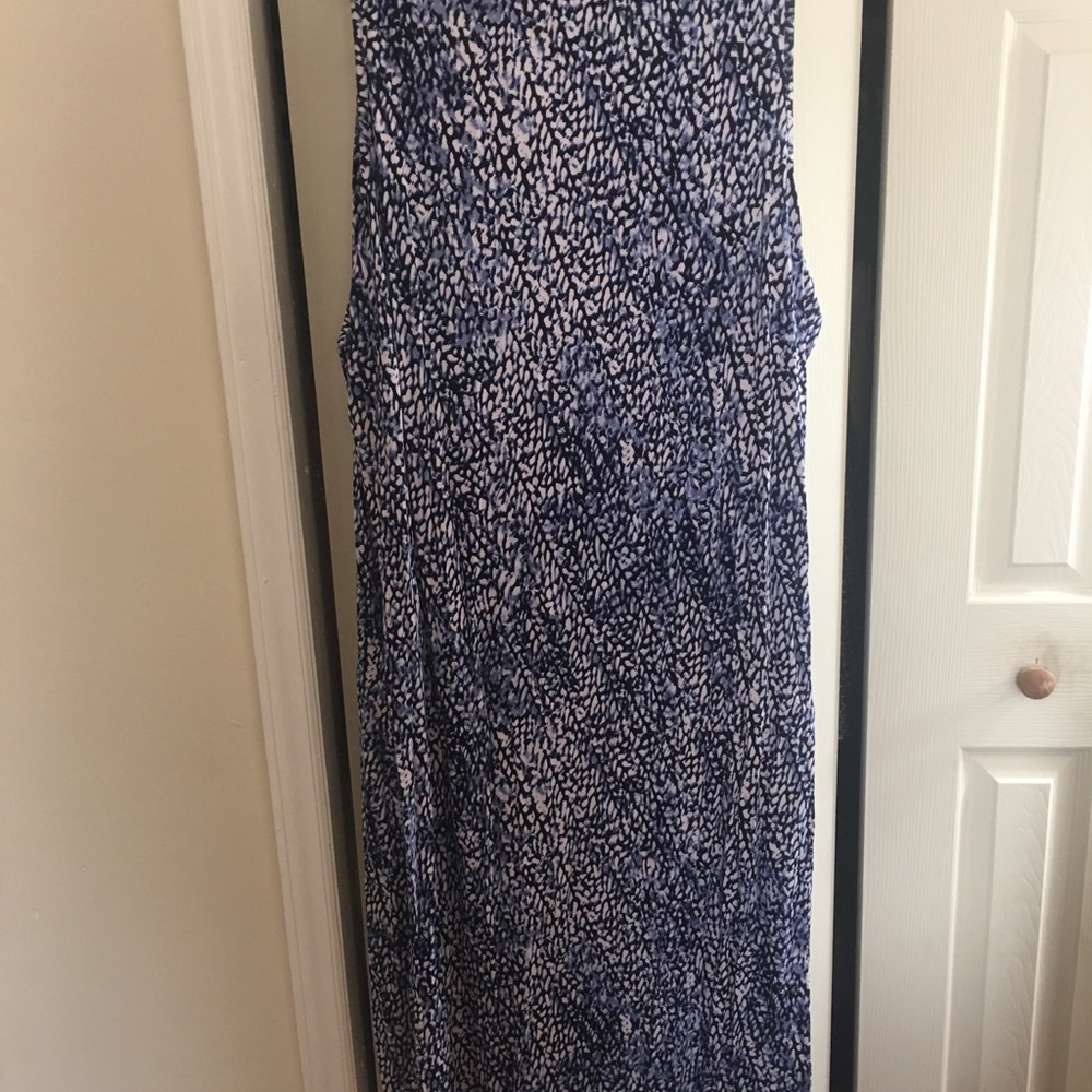 Hi/Lo Dress - Picture 2 of 3